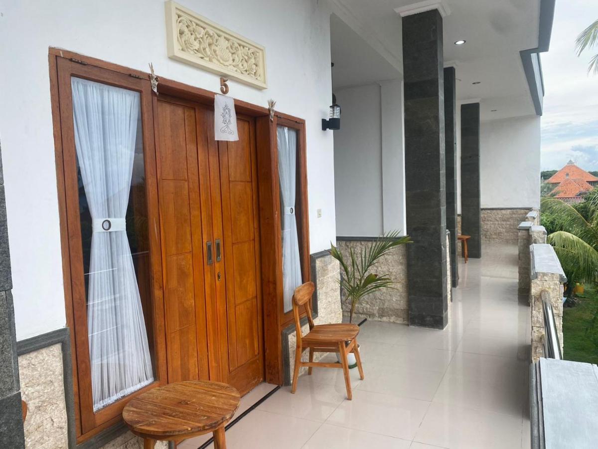 D'Transit Hotell Batununggul Exteriör bild