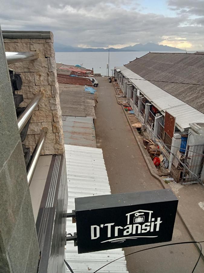 D'Transit Hotell Batununggul Exteriör bild